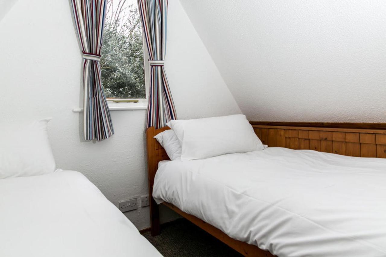 Seaside Chalet - Sleeps 6 Kingsdown  外观 照片